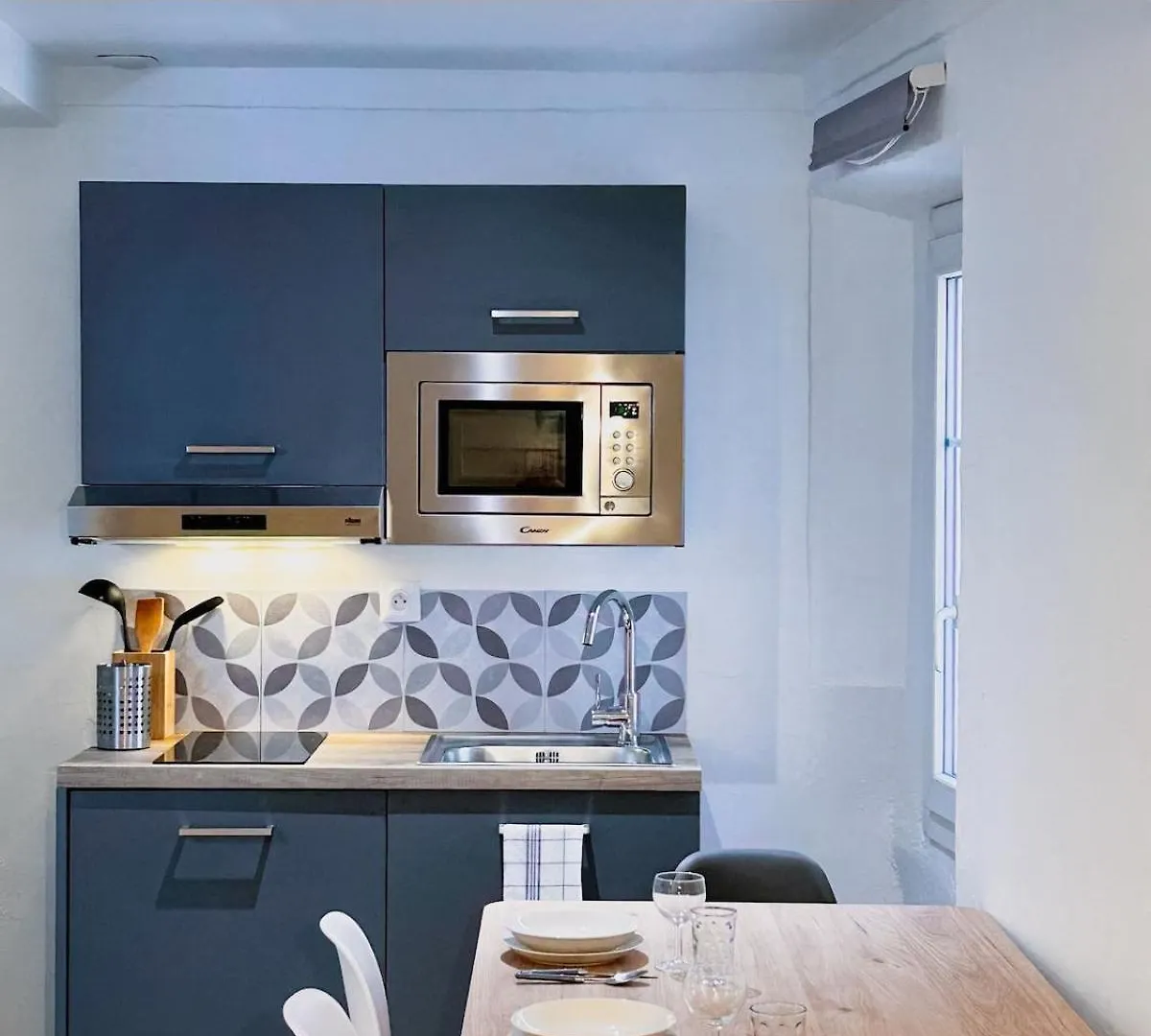 아파트 Appartement Elegant Au Centre De 칸느